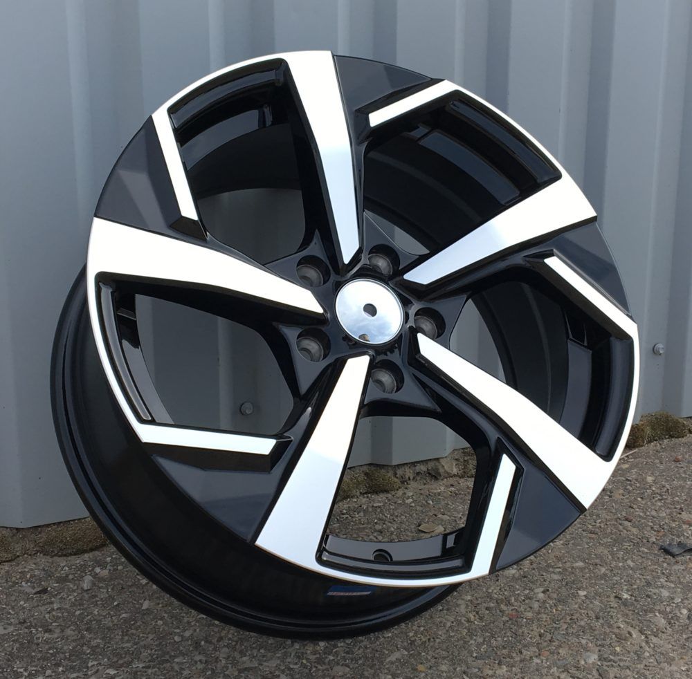 R19x7.5 5X114.3 ET 40 66.1 XE173 (LU1587) Black Polished (MB) NISS (R) 7.5x19 ET40 5x114.3