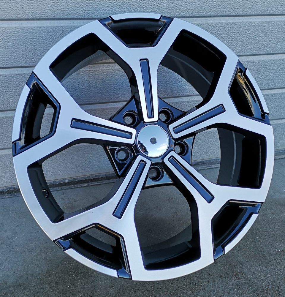  R16x6.5 5X114.3 ET 50 66.1 B5409 Black Polished (MB) For DACIA (R) 6.5x16 ET50 5x114.3